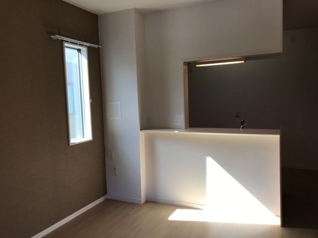 その他　※同タイプの写真です。