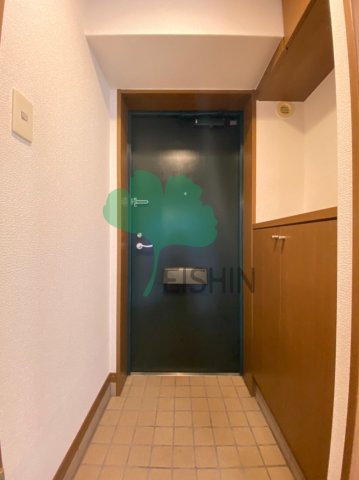 玄関　下駄箱もしっかりついてます！