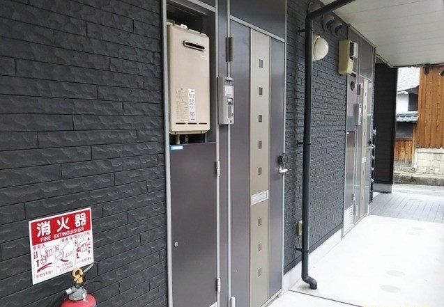 レオネクストカンフリエ三国の玄関写真