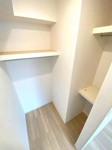 収納　洋室1　ウォークインクローゼット☆