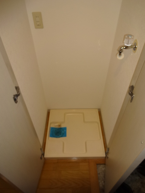 その他設備　洗濯機置場