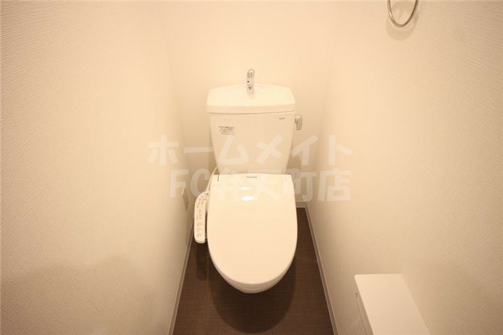 トイレ　落ち着いたトイレです