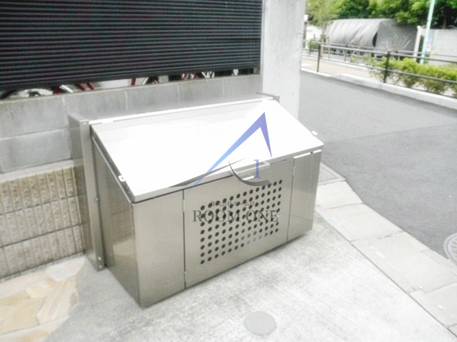 その他共有部分　敷地内ごみ置き場です。