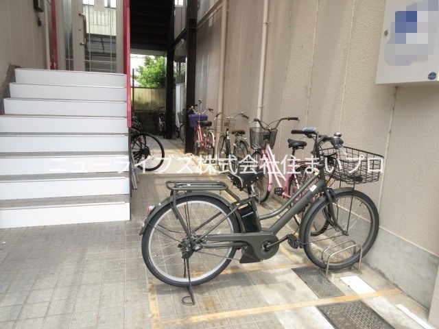 京阪本線 寝屋川市駅 徒歩4分 3階建 築38年の外観写真