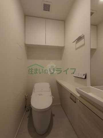 トイレ　ザ・パークハビオ三軒茶屋