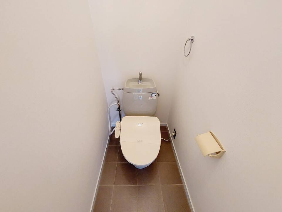 トイレ　トイレ