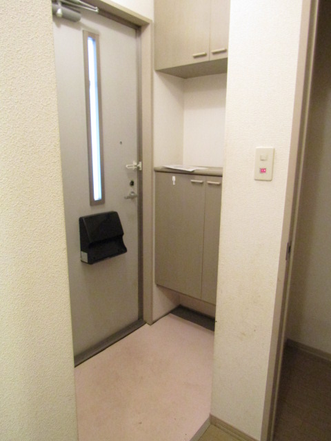 プラザSの玄関写真