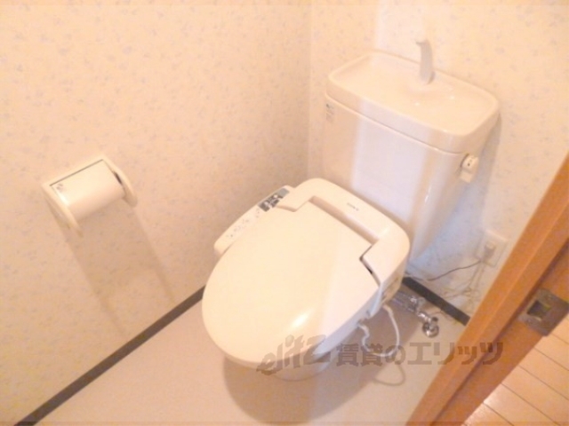 リエス西院のトイレ写真