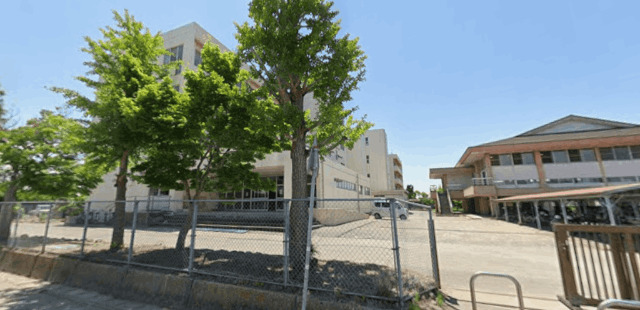 中学校　取手市立藤代中学校（中学校）まで2092m
