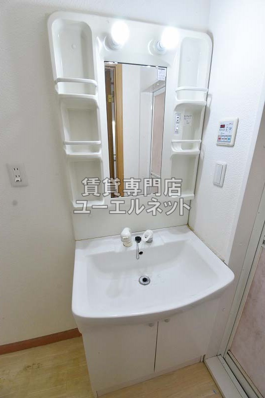 洗面設備　独立洗面台