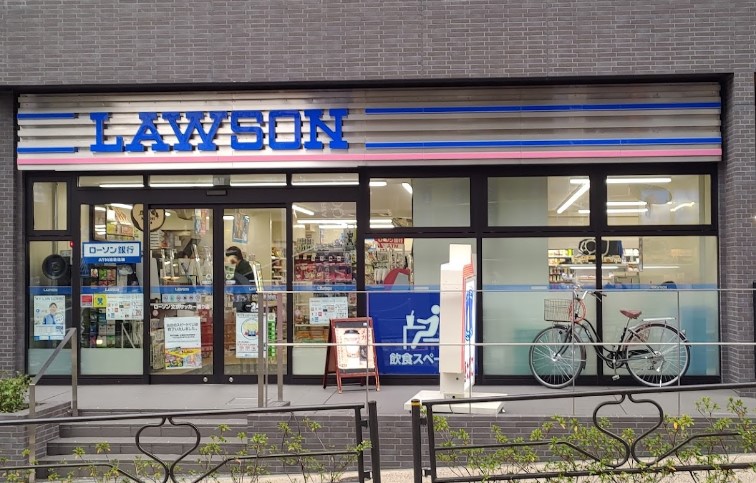 コンビニ　ローソン 文京サッカー通り店（コンビニ）まで126m