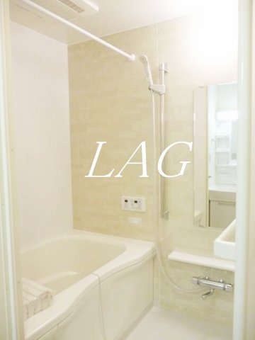 バス・シャワールーム　お風呂です。