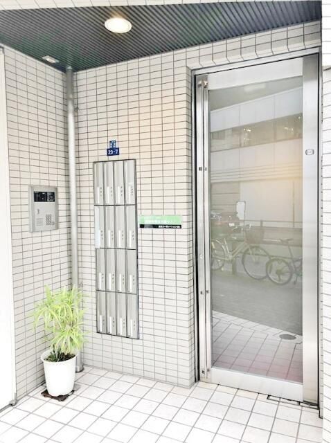 京急本線 京急蒲田駅 徒歩3分 10階建 築20年の外観写真