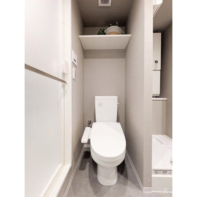 東京メトロ有楽町線 池袋駅 徒歩7分 4階建 築1年のトイレ写真