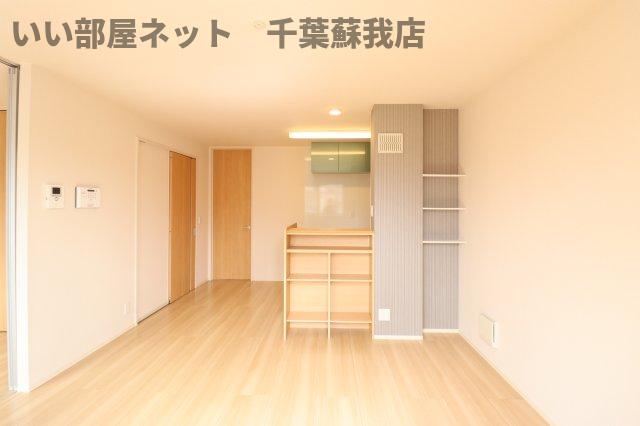 居室・リビング　ゆったり過ごせる居間です