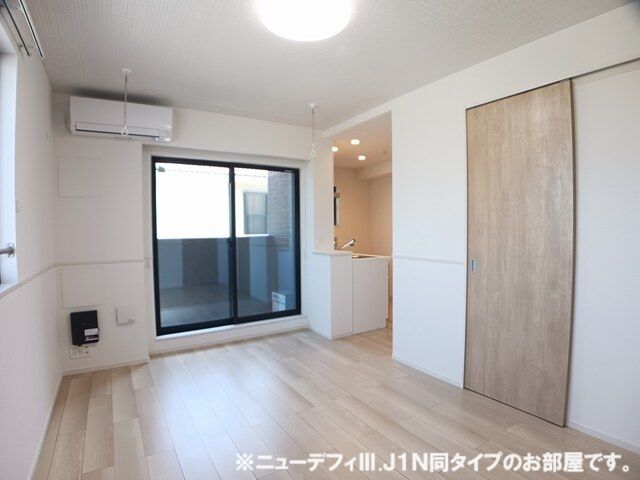 リラリア町田の居間写真