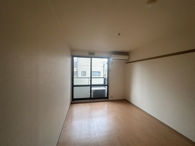 ジョイフル南町の居間写真