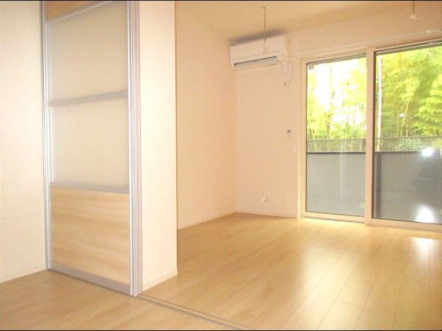 蒼の杜 空の居間写真