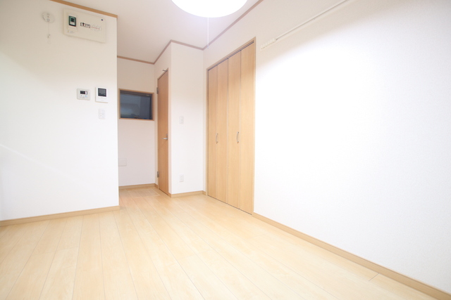 その他部屋・スペース　６．８帖の洋室♪
