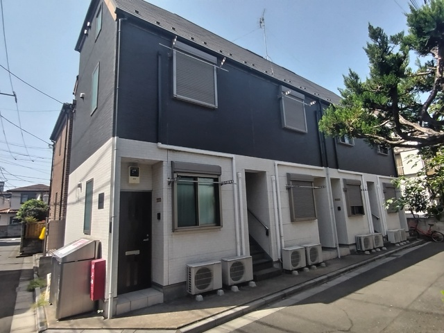 建物外観　ツートンカラーのおしゃれな物件！