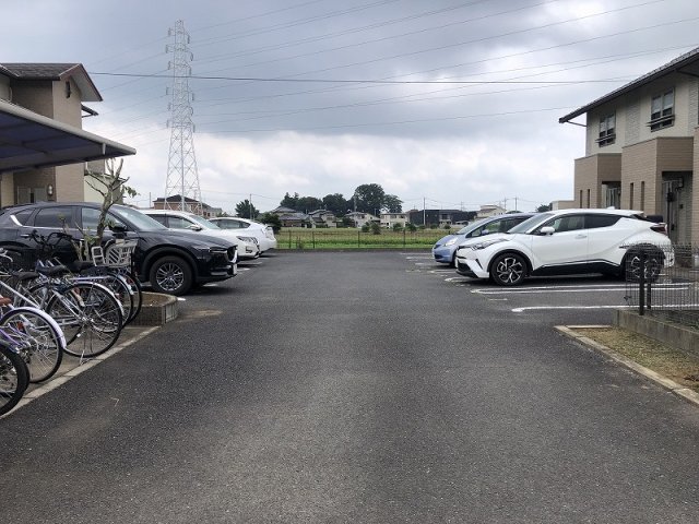 駐車場　駐車場完備です