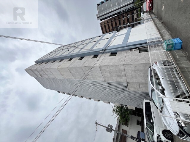 ライブガーデン江坂の外観写真