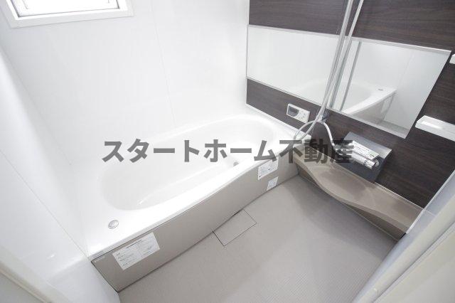 バス・シャワールーム　お風呂で日々の疲れを落としましょう