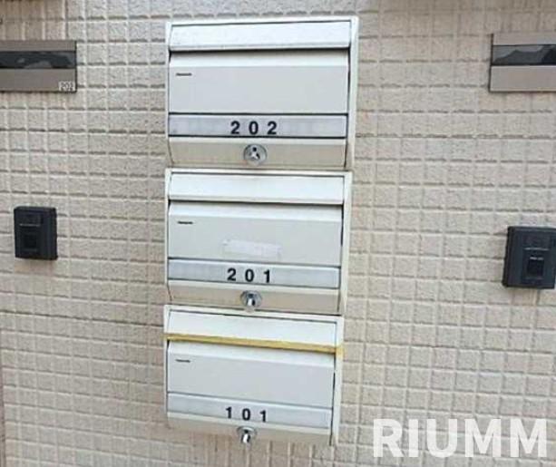 東京メトロ有楽町線 護国寺駅 徒歩8分 3階建 築18年の外観写真
