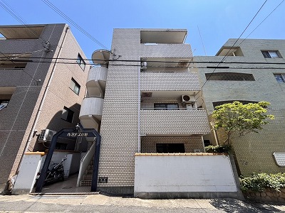 建物外観　外観は落ち着いています