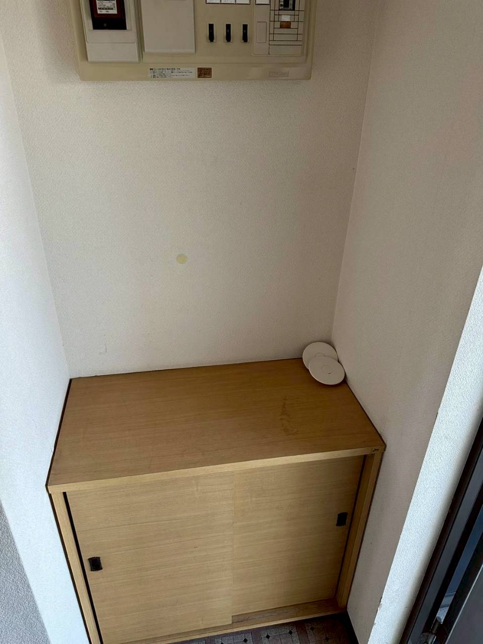 玄関　収納もある玄関です