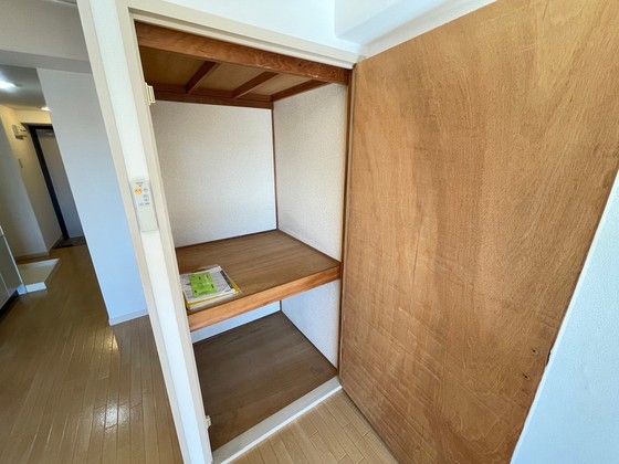 収納　※別号室の写真です
