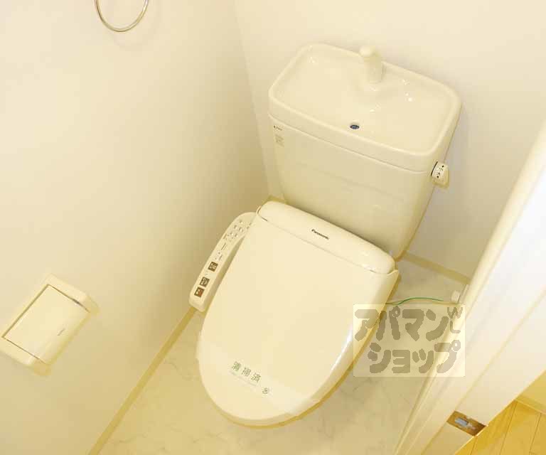 KDXレジデンス西大路のトイレ写真