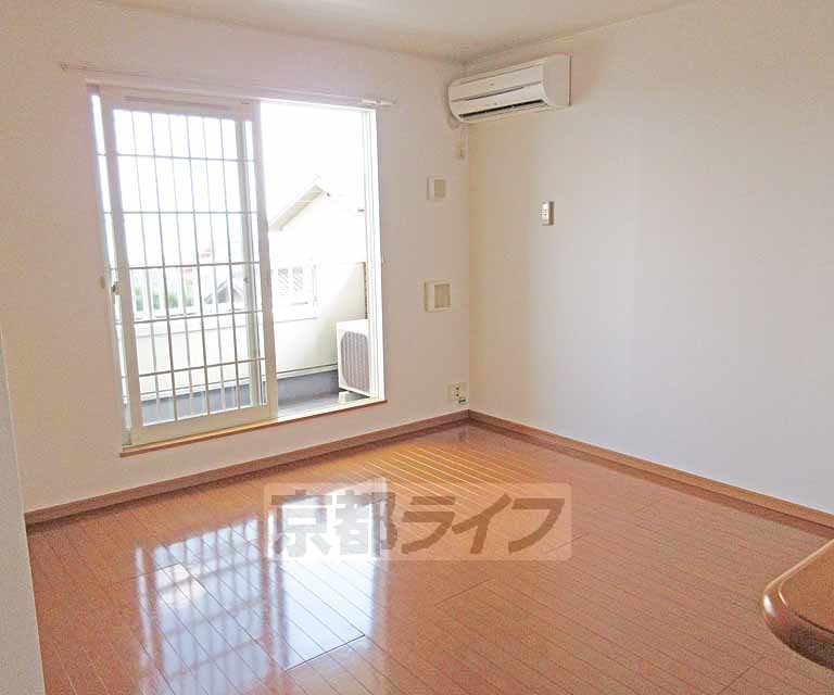 居室・リビング　明るいリビングです！