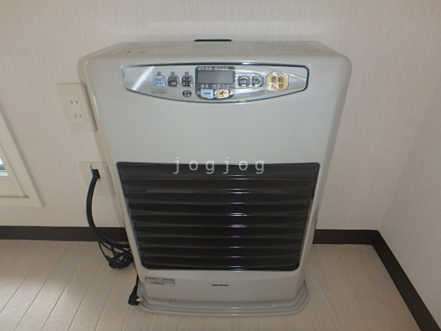 その他設備　灯油ＦＦストーブ