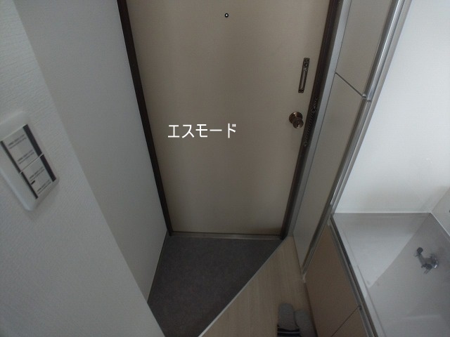 フラワーハイツの玄関写真