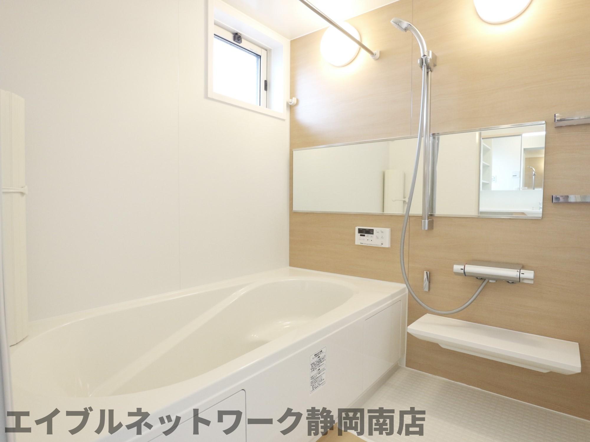 バス・シャワールーム　お風呂です