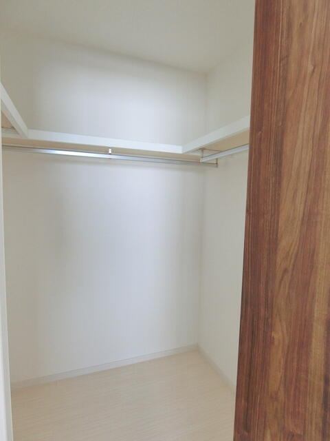その他　フローリングです！