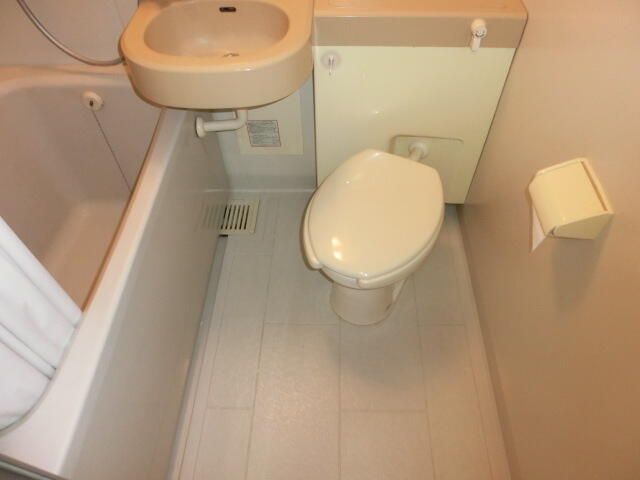 サンイーストひぐちのトイレ写真