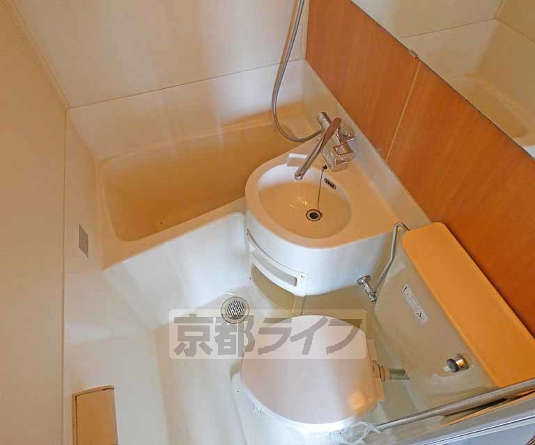 バス・シャワールーム　ユニットバスです。