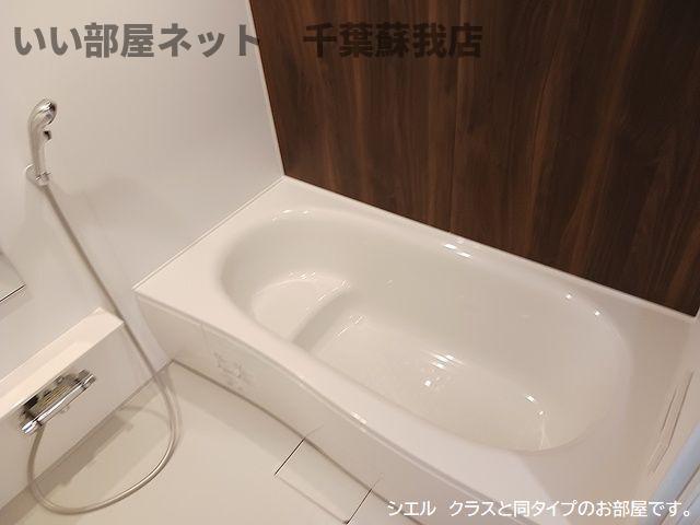 バス・シャワールーム　日々の疲れを癒すお風呂付です