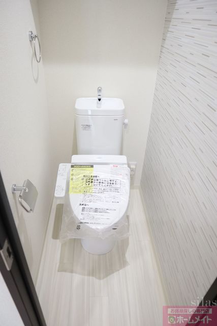 トイレ　同メーカー施工例（参考写真）