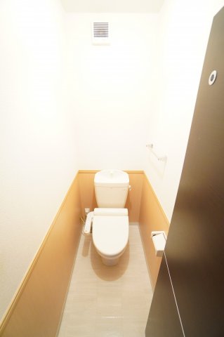 トイレ　※同物件・同タイプの写真です。
