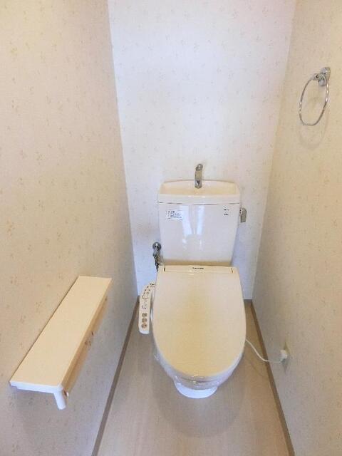 トイレ　ウォシュレット