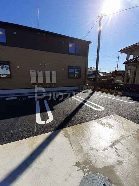 駐車場　駐車場
