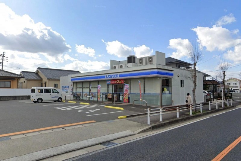 コンビニ　ローソン 刈谷半城土中町店（コンビニ）まで379m