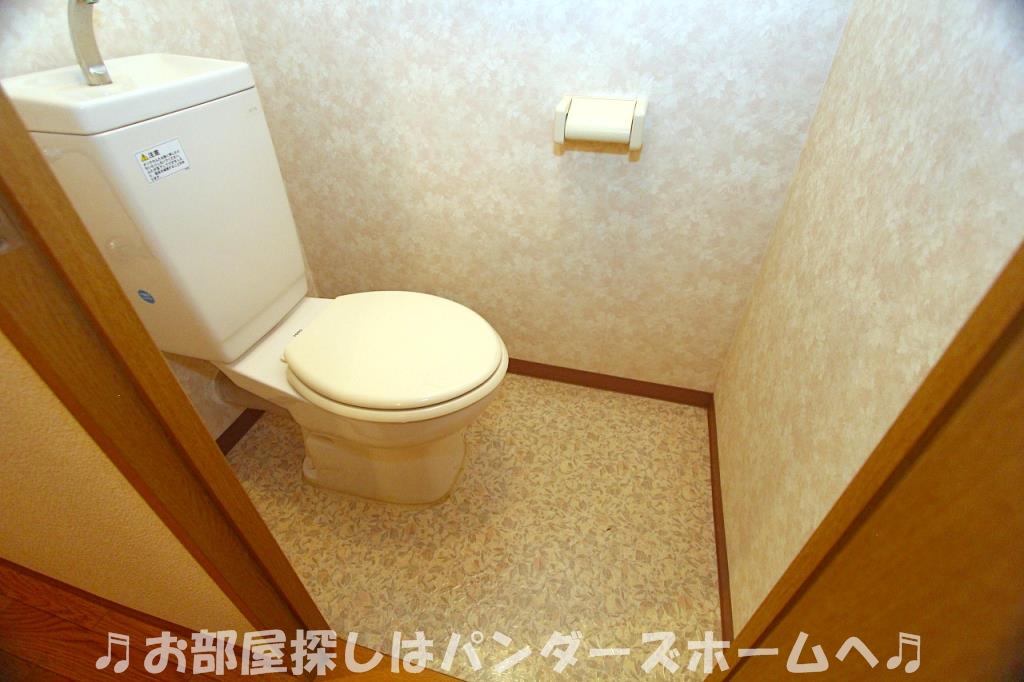 産晃マートビルのトイレ写真