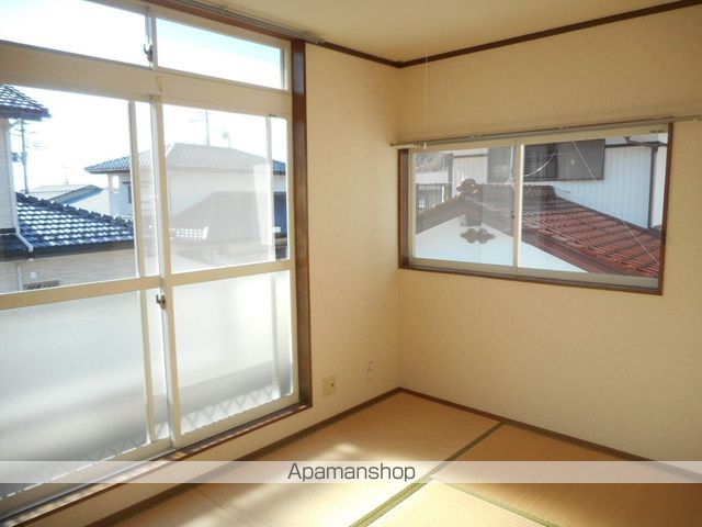 メゾン大樹の居間写真