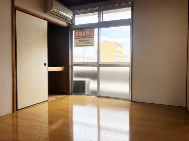 居室・リビング　きれいな洋室です