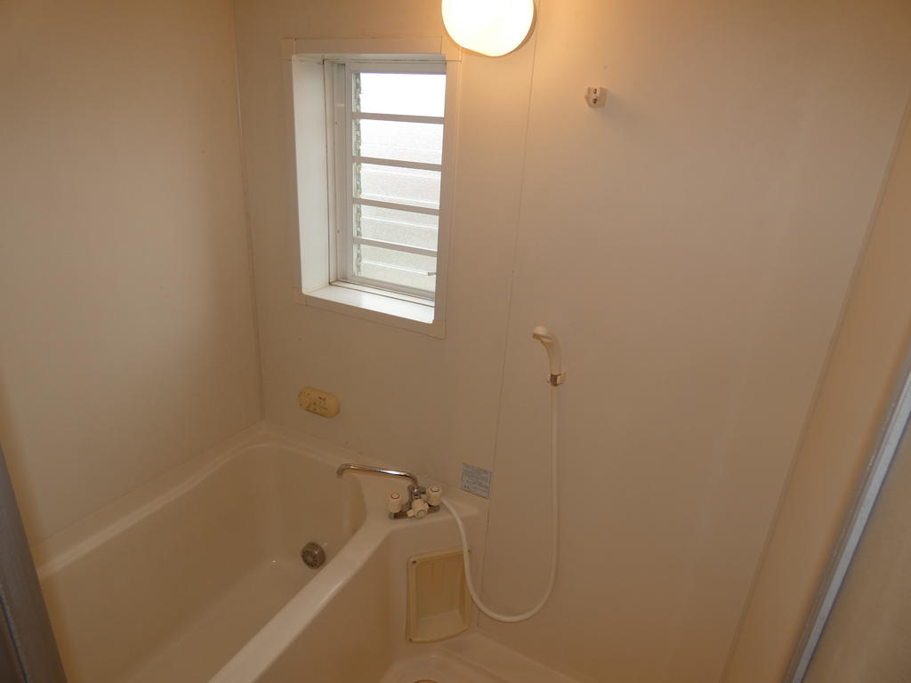 バス・シャワールーム　浴室