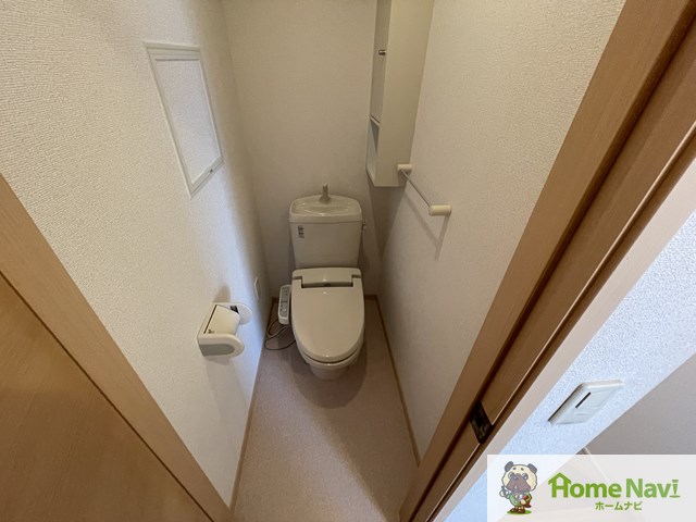 トイレ　ウォシュレット付き